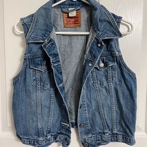 Levi denim vest